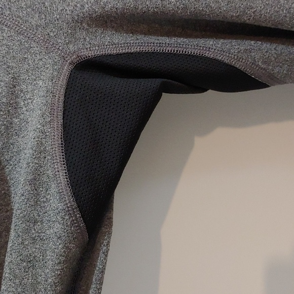 Nike Dry-Fit 1/4 Zip Long Sleeve - Picture 6 of 6